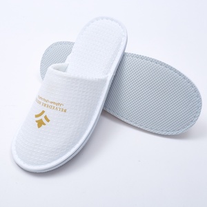 Chaussons d'hôtel épais antidérapants, chaussons jetables pour chambre d'hôtes, chaussons <span class=keywords><strong>de</strong></span> salle <span class=keywords><strong>de</strong></span> bain intérieurs - Product Image 2