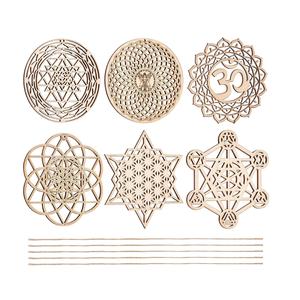 Panneau mural décoratif en bois sculpté rond moderne avec des thèmes de lettres et nautiques pour la maison, le bureau et le salon - Product Image 4