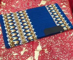 Tapis de selle western classique en feutre de laine, confortable et polyvalent, avec patchs en cuir véritable, couleurs personnalisables pour l'équitation - Product Image 2