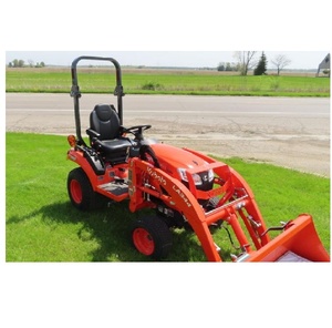 Tracteur agricole compact 4x4 Kubota BX2380 de qualité supérieure, équipement agricole diesel pour l'agriculture, l'aménagement paysager et le jardinage - Product Image 3