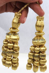 Borlas de Lingotes de Oro Hechas a Mano Personalizadas, Flecos de Bellota, Cuentas de Madera y Oro Mylar para Vestimentas de Iglesia - Product Image 3