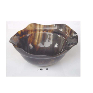 Bol en corne de buffle fait à la main, couleur naturelle, imperméable, artisanat indien en corne, bol décoratif pour la maison et les cadeaux d'affaires - Product Image 1