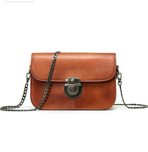 El mejor bolso de piel de vaca de color sólido de último estilo para mujer, bolsos cruzados de nuevo diseño para moda y regalos de Viral Pakistan - Product Image 5