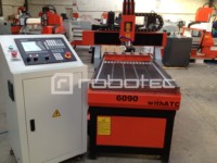 Machine CNC de haute qualité pour la gravure sur bois, le fraisage de métal et la fabrication de moules, mini routeur CNC 6090 ATC à vendre avec table rotative Mach3