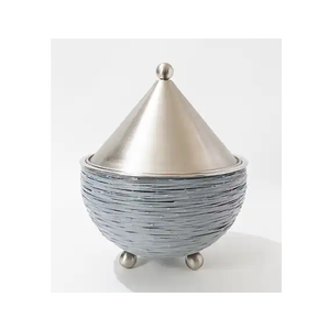 Casserole en fil métallique avec couvercle en forme de cône Couleur bleue et argentée Design élégant Hot Pot pour les fêtes - Product Image 1