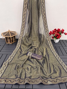 Vêtements indiens et pakistanais de soirée en filet doré à deux nuances, de style Bollywood indien et exclusif de créateur - Product Image 2