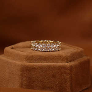 Bague de mariage classique certifiée plaqué or 18 carats pleine éternité à deux rangées de diamants cultivés en laboratoire cadeau d'anniversaire pour femmes bague de mode - Product Image 1