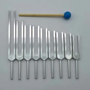 Juego de diapasones de aleación de aluminio, diapasón de Chakra profesional de plata médica curativa para meditación, instrumento médico - Product Image 2