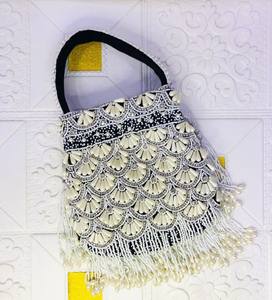 Bolso de Fiesta Étnico Hecho a Mano con Bordado Potli Batua, Patrón de Cuentas y Piedras, Correa Dori, Forro de Algodón, Multifuncional - Product Image 5