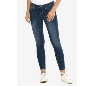 Pantalones vaqueros de mezclilla para mujer de calidad superior, comodidad y durabilidad, transpirables, mezcla perfecta de algodón, estilo recto informal - Product Image 5