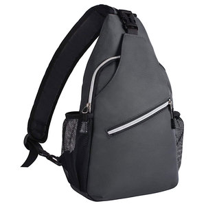 Sac bandoulière pour homme au design haute performance avec coutures durables, élégant et résistant - Product Image 1