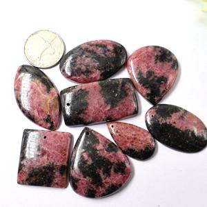 Belle pierre précieuse en vrac de rhodonite naturelle en gros mélange de forme et de taille Cabochon de rhodonite pierre précieuse pour la fabrication de bijoux - Product Image 1