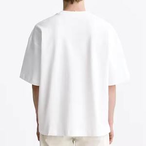 Hombres de lujo de calidad 100% algodón cuello redondo de gran tamaño Drop Shoulder Streetwear camiseta en blanco logotipo personalizado diseño de talla grande característica - Product Image 2