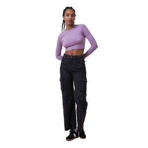 2024 arrivée femmes lilas couleur blanc manches longues recadrée t-shirts femmes Slim Fit haut court respirant t-shirts en commande en gros - Product Image 2