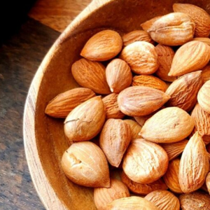 Descuentos en Almendras Crudas de Grano Grande de 500g, Calidad Premium, Almendras Dulces de Tailandia, Empaque a Granel, Precio Económico, Frutos Secos Exóticos - Product Image 1
