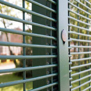 Recinzione in Rete Metallica Saldata 358 Anti-Arrampicata ad Alta Sicurezza, in Acciaio al Carbonio Verniciato a Polvere, 4mm, Vista Libera - Product Image 5