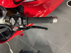 Motocicleta Ducati Panigale V4 S Estándar 2025, Personalizable OEM, con 1 Año de Garantía y Opciones de Financiamiento Disponibles en EE. UU. - Product Image 3