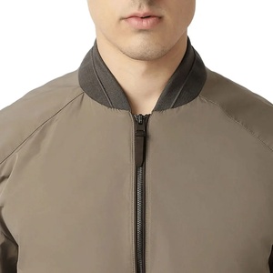 Chaqueta Bomber de Invierno de Poliéster 100% con Logotipo Personalizado de Primera Calidad, Chaqueta Bomber Personalizada al por Mayor para Hombre - Product Image 3