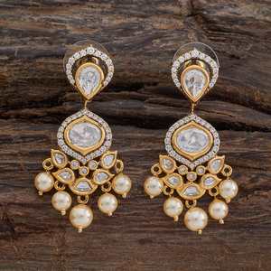 Boucles d'oreilles pendantes de mariage en alliage de zinc, forme goutte d'eau, style Kundan, couleur blanc, référence 176311 - Product Image 1