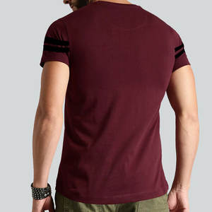 Mejor artículo Diseño único Camiseta para hombre 230GSM Temporada de verano Color sólido Venta en línea Camiseta para hombre - Product Image 3