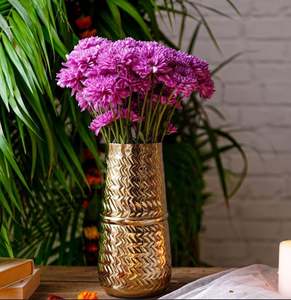 Jarrón de flores hecho a mano para decoración del hogar, jarrón decorativo de metal, jarrón dorado de acero, cantidad a granel de alta calidad, Vintage, único y moderno - Product Image 3
