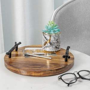 Plateau de service en bois élégant et pratique pour les boissons, les collations et les desserts pour les invités à la maison ou à l'extérieur. - Product Image 4