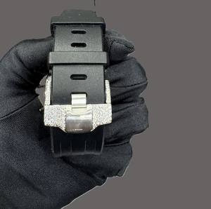 Montre analogique à bracelet en caoutchouc avec mouvement automatique MiYOTA, boîtier en acier inoxydable, cadran en cristal de saphir noir, moissanite taillée D/VVS - Product Image 5