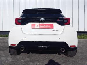 Toyota GR Yaris GR-Four Rally 2023 d'occasion, conduite à gauche, cuir, automatique, toit ouvrant électrique, système de navigation, couleur foncée, jantes R17 - Product Image 6