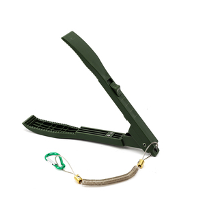 Herramienta de Pesca Ligera de Plástico Antideslizante con Cordón en Espiral y Abrazadera de Mandíbula para Uso en Múltiples Entornos - Product Image 6