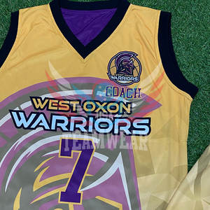 Conjunto de camiseta de baloncesto reversible de poliéster sublimado personalizado para hombre - Product Image 6