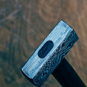 Marteau en acier Damas à forte adhérence avec contrôle stable de l'impact, fabrication artisanale, conception personnalisable OEM et DIY, manche en bois, haute durabilité - Product Image 6