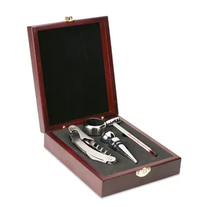 Juego de Vino Premium de 4 Piezas Personalizado para Regalos Empresariales - Product Image 1
