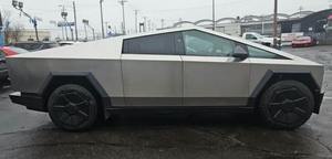 TESLA CYBERTRUCK MOTOR DOBLE 600HP con >700km de Autonomía NEDC y Faros LED - Product Image 3