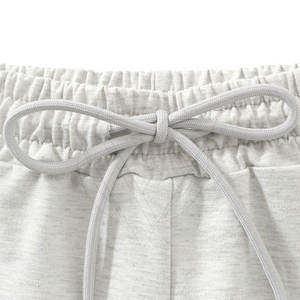 Shorts pour femmes à taille haute, respirants, écologiques, à séchage rapide, en polyester/coton, couleur personnalisée, design streetwear, personnalisés pour femmes - Product Image 5