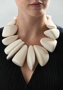 POLI Nouvelle Arrivée Buffalo Ox Corne Collier Poli Animal Style Os Bijoux Conception Naturelle Perles Femmes Filles Cadeaux De Mariage - Product Image 4