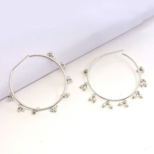 Boucles d'oreilles créoles en laiton plaqué or de luxe, design personnalisé, haute qualité, vente en gros, délicates, tendance, nouvelle collection, pour femme, fiançailles - Product Image 1