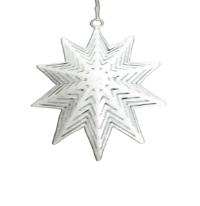 Grande étoile suspendue en métal design étoile murale en feuille d'argent de grande taille pour la décoration de Noël faite à la main en vrac - Product Image 6
