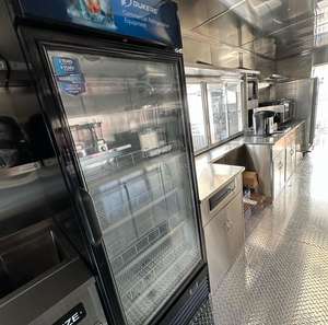 Remolque de Comida Rápida Móvil con el Mejor Diseño, Remolque de Comida Móvil para Exteriores en Venta para Aplicaciones de Fábrica de Snacks, el Mejor Diseño - Product Image 3