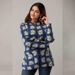 Blue Cotton <b>Quilted</b> <b>Jacket</b> for Ladies Floral Vintage <b>Pattern</b> with Stand Collar Button Logo Decoration XL Size for All Seasons - Product Image 6