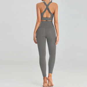 Ensemble de yoga pour femmes, 2 pièces, haut de sport sans manches et pantalon, de haute qualité, personnalisé, fabriqué au Pakistan, 2026 - Product Image 5