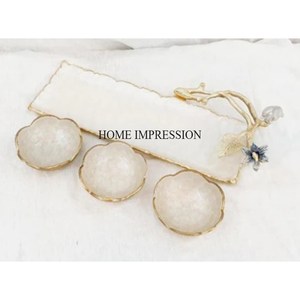 La Mayoría de lujo Diseñador único Chapado en oro Calidad Premium Metal Hecho Frutas secas y otros artículos Bandeja para servir de proveedor indio - Product Image 4