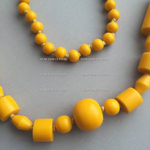 Bijoux en métal personnalisé multicolore fait à la main en résine Lucite laiton collier indien pour dames mode bijoux faits à la main pour les filles - Product Image 5