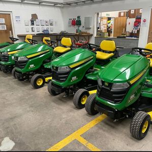 En stock John Deeree cortacésped usado y nuevo Comprar ahora a precios baratos entrega rápida para la venta. - Product Image 4