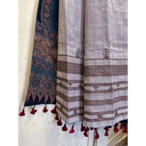 Handloomed Double Sided Quilted <b>Wool</b> and Silk Wrap Ajrakh Design Tree of Life/Sienna Geometric - Product Image 6