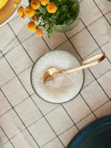 Cuchara colgante de acero inoxidable con acabado dorado con mango curvo para mesa de Comedor Cocina servir café té - Product Image 4