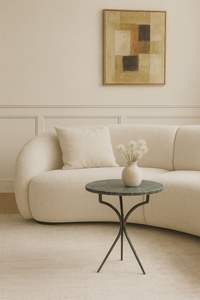 Mesa Auxiliar Redonda Elegante con Cubierta de Mármol y Base de Metal Esculpido, Moderna y Resistente, Hecha a Mano, para Dormitorio o Uso Escolar - Product Image 4