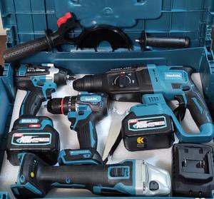 Nuevo Kit Combinado Inalámbrico MilwaukeeS 2695-34 / 2896-26 M18 FUEL de 18V con Batería de Iones de Litio - Product Image 3