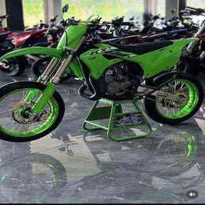 Motocicletas KLX300R KX112 de 112cc y 292cc de Calidad, Listas para Exportar a Todo el Mundo - Product Image 3