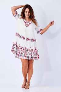 Lujoso vestido bohemio mexicano blanco Diseño floral Medias mangas Tamaño libre Cintura tejida para eventos nocturnos de resorts de otoño - Product Image 4