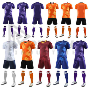 Vêtements de sport personnalisés Maillots de football Maillot de football personnalisé Survêtement de football personnalisé Ensemble de maillots de football pour jeunes Sublimation - Product Image 5